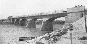 A new railway bridge over the Parnu River