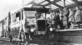 ROAD-RAIL COACH at Stratford-on-Avon Station